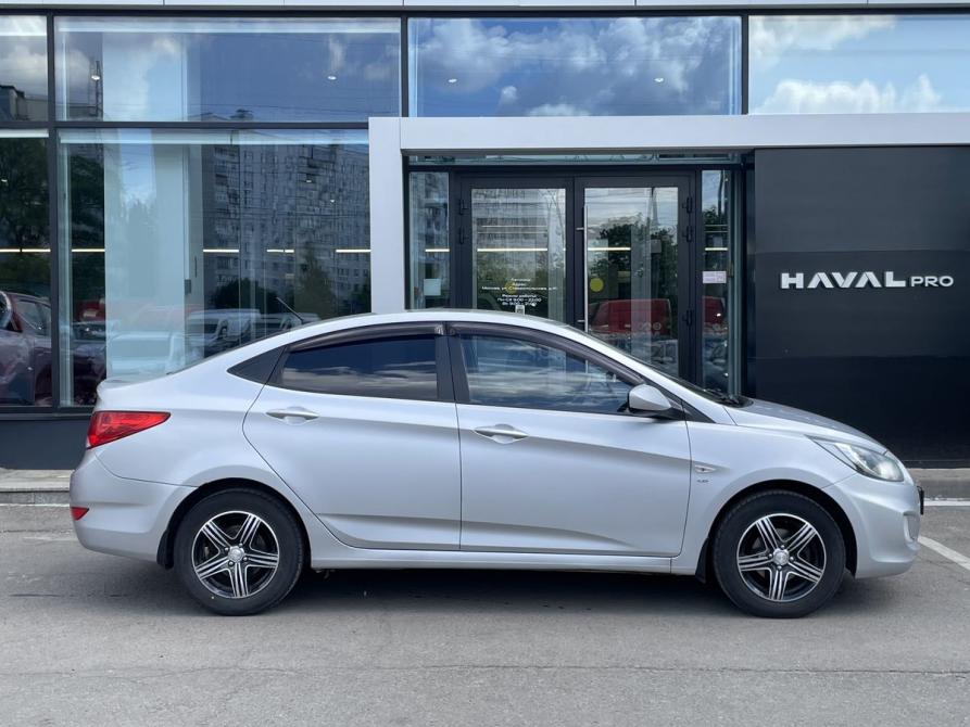 Hyundai Solaris I Москва  - изображение 4
