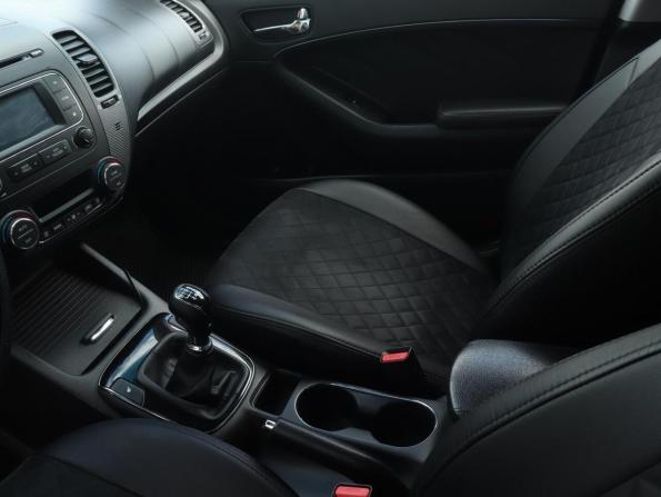 Kia Cerato III Рестайлинг (Classic) с пробегом 2018 года, цена 1 365 000 рублей, 132721 км, седан, Автокод Объявления