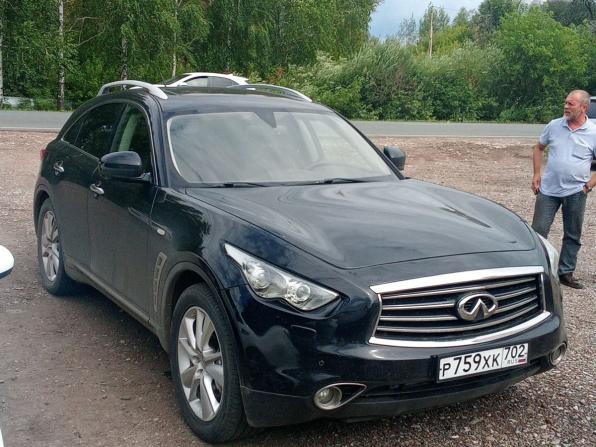 Infiniti FX II (S51) Рестайлинг с пробегом 2012 года, цена 1 300 000 рублей, 181000 км, внедорожник, Автокод Объявления