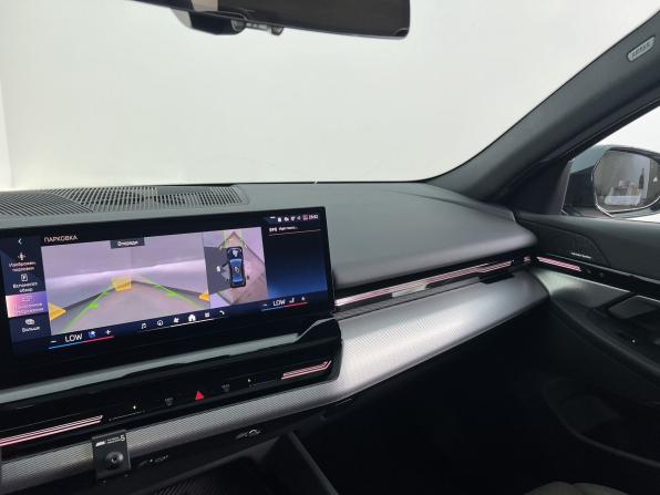 BMW 5 серии VIII (G60/G61/G68) с пробегом 2024 года, цена 6 600 000 рублей, 14300 км, седан, Автокод Объявления
