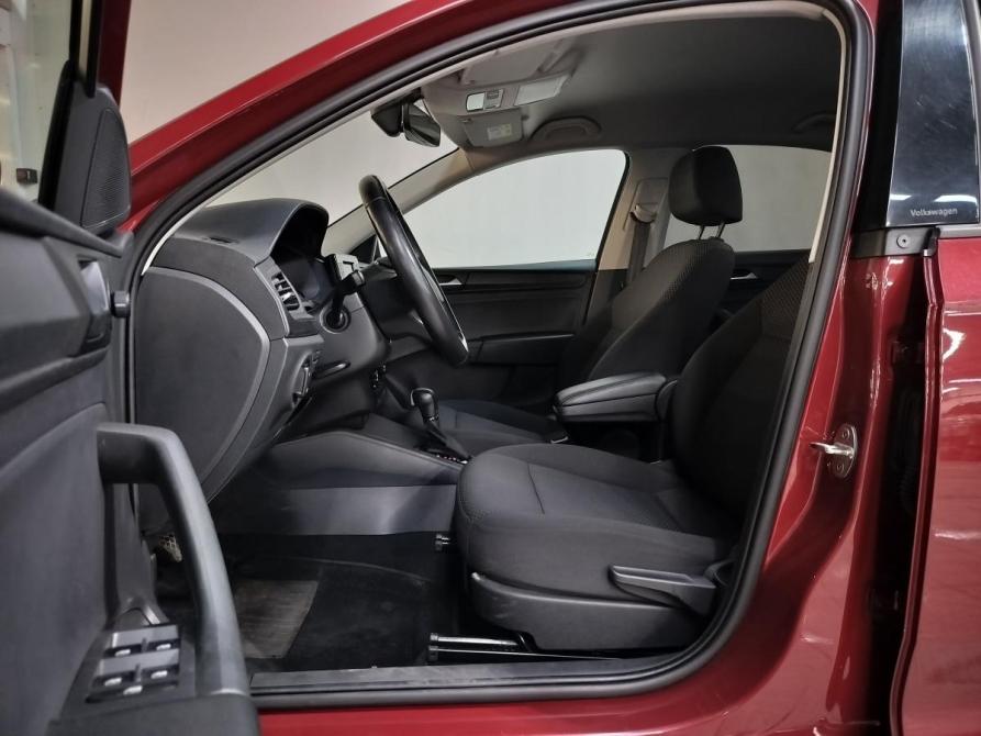 Volkswagen Polo VI Санкт-Петербург  - изображение 17