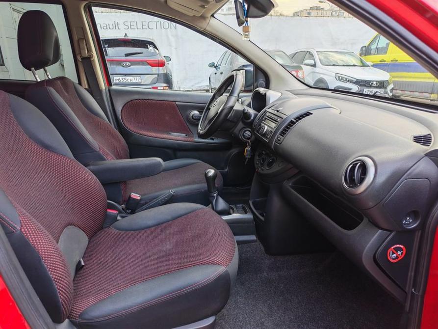 Nissan Note I Москва  - изображение 9