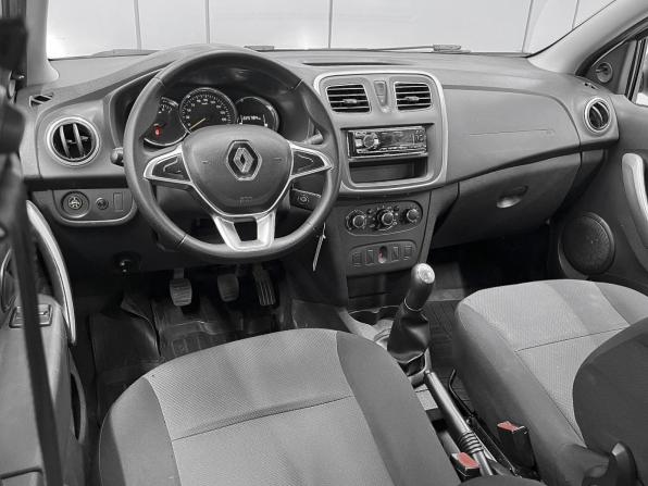 Renault Logan II Рестайлинг с пробегом 2020 года, цена 720 000 рублей, 225784 км, седан, Автокод Объявления