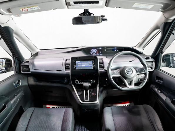 Nissan Serena V (C27) с пробегом 2017 года, цена 1 680 000 рублей, 172800 км, минивэн, Автокод Объявления