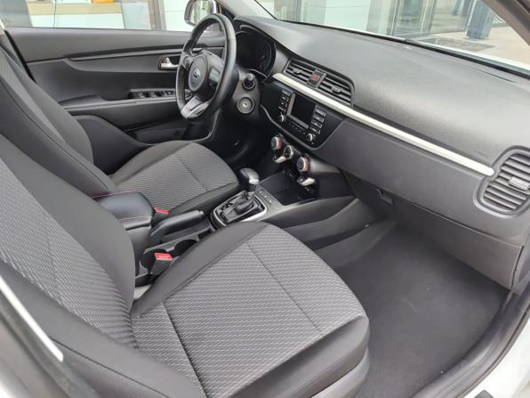 Kia Rio IV с пробегом 2020 года, цена 1 538 600 рублей, 51000 км, седан, Автокод Объявления