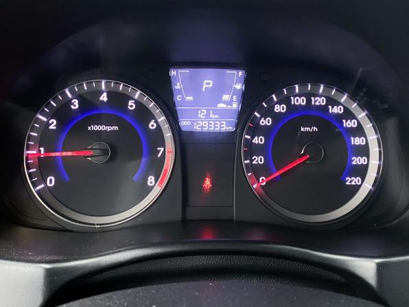 Hyundai Solaris I с пробегом 2014 года, цена 985 000 рублей, 129332 км, хэтчбек, Автокод Объявления