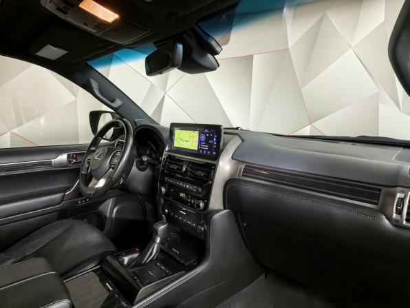 Lexus GX II Рестайлинг 2 с пробегом 2022 года, цена 8 100 000 рублей, 55814 км, внедорожник, Автокод Объявления