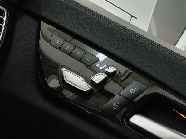 Mercedes-Benz CLS II (C218) Рестайлинг с пробегом 2014 года, цена 3 299 000 рублей, 133946 км, седан, Автокод Объявления