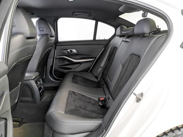 BMW 3 серии VII (G2x) с пробегом 2021 года, цена 4 365 000 рублей, 64010 км, седан, Автокод Объявления
