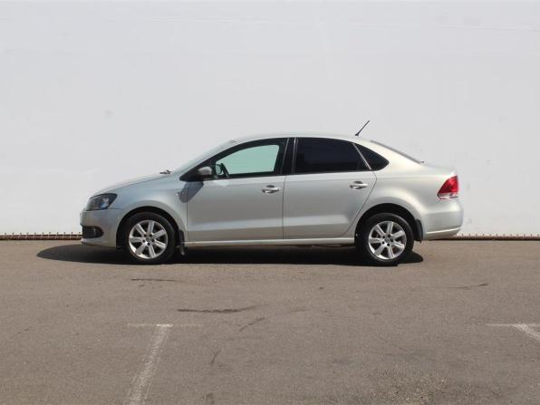Volkswagen Polo V с пробегом 2013 года, цена 820 000 рублей, 116130 км, седан, Автокод Объявления