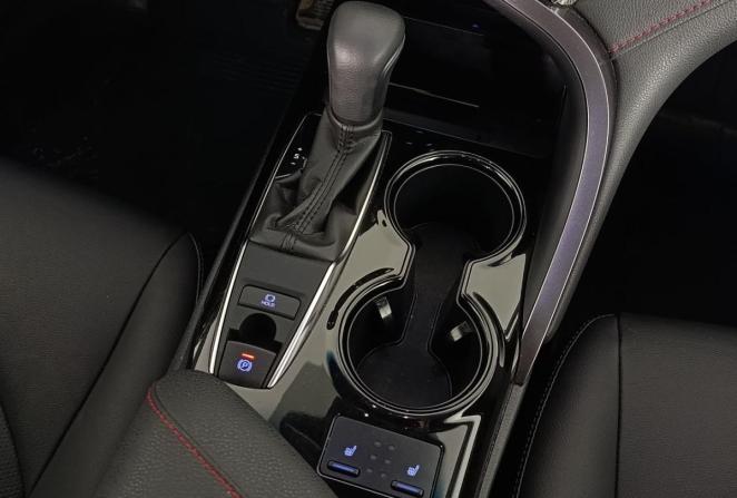 Toyota Camry VIII (XV70) с пробегом 2021 года, цена 3 150 000 рублей, 114230 км, седан, Автокод Объявления