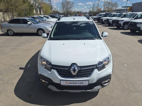 Renault Sandero II Рестайлинг с пробегом 2018 года, цена 1 225 000 рублей, 60353 км, хэтчбек, Автокод Объявления