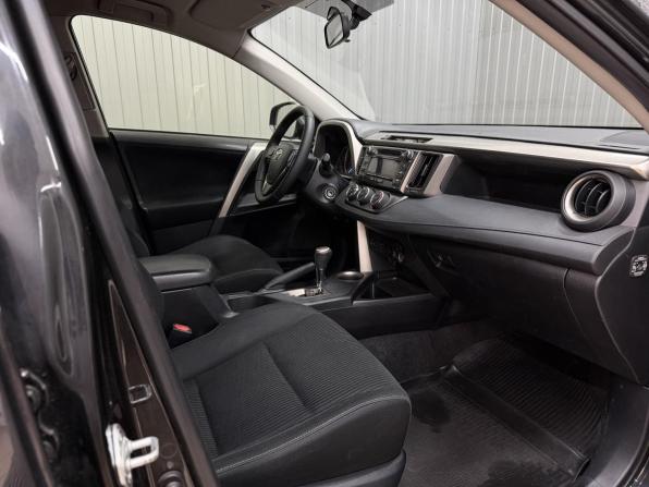 Toyota RAV4 IV (XA40) с пробегом 2015 года, цена 2 200 000 рублей, 99750 км, внедорожник, Автокод Объявления