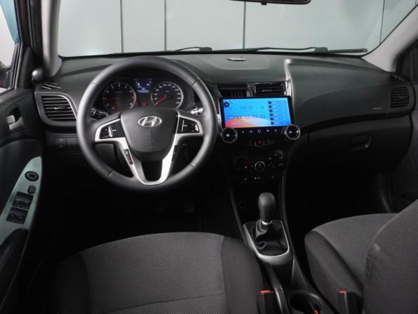 Hyundai Solaris I с пробегом 2011 года, цена 550 000 рублей, 256289 км, седан, Автокод Объявления
