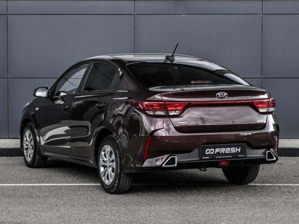 Kia Rio IV Рестайлинг с пробегом 2021 года, цена 1 699 000 рублей, 73243 км, седан, Автокод Объявления