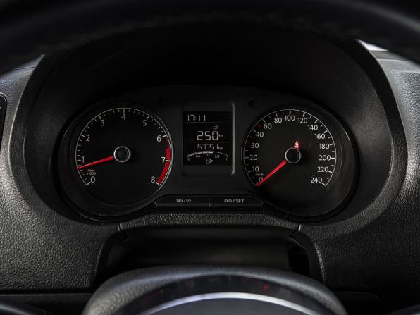 Volkswagen Polo V Рестайлинг с пробегом 2018 года, цена 1 129 000 рублей, 157749 км, седан, Автокод Объявления