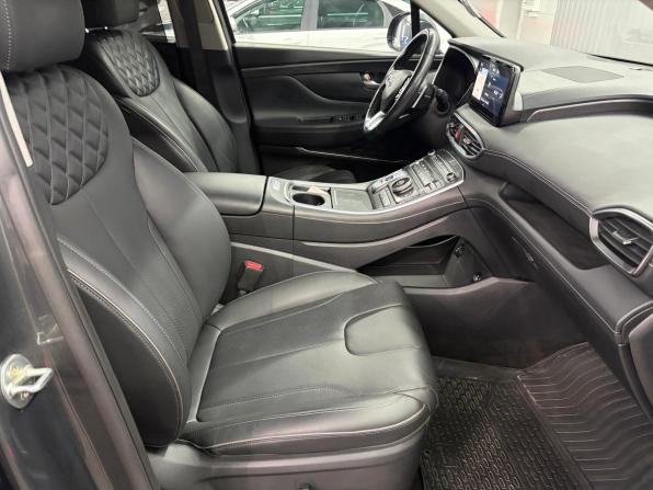 Hyundai Santa Fe IV Рестайлинг с пробегом 2022 года, цена 3 697 000 рублей, 30811 км, внедорожник, Автокод Объявления