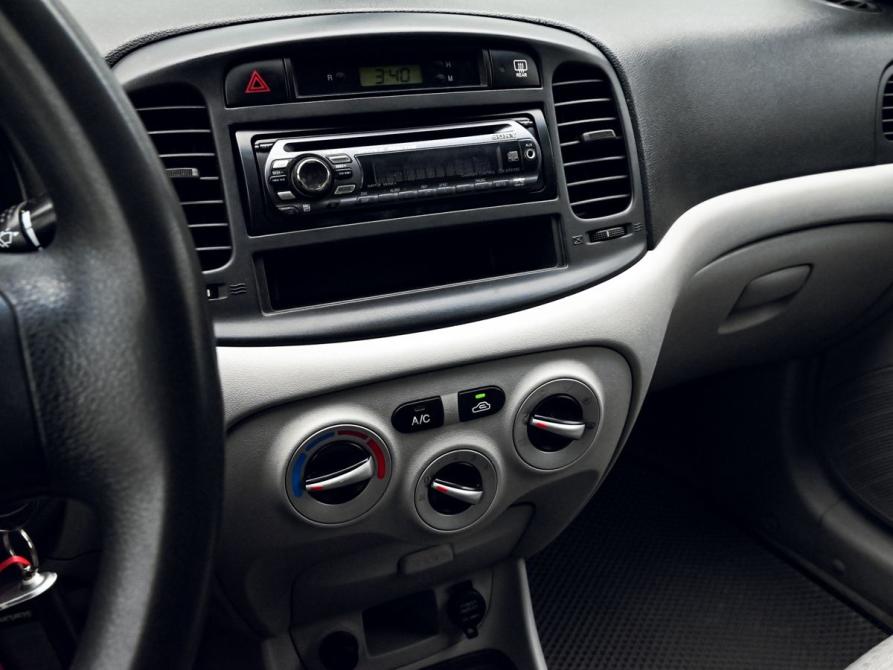 Hyundai Verna II Екатеринбург  - изображение 11