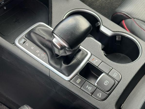 Kia Sportage IV Рестайлинг с пробегом 2021 года, цена 2 990 000 рублей, 68443 км, внедорожник, Автокод Объявления