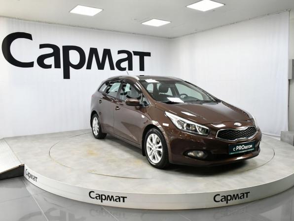 Kia Ceed II с пробегом 2013 года, цена 997 000 рублей, 230000 км, универсал, Автокод Объявления
