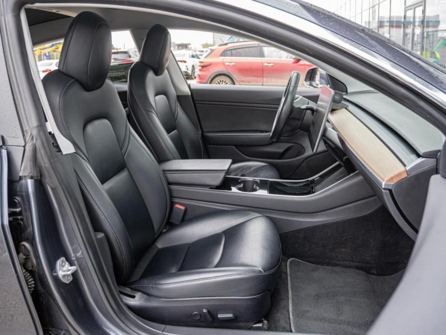 Tesla Model 3 I Краснодар  - изображение 8
