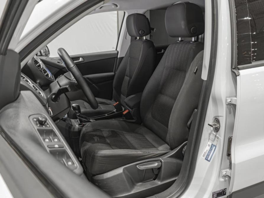Volkswagen Tiguan I Рестайлинг Мурманск  - изображение 10