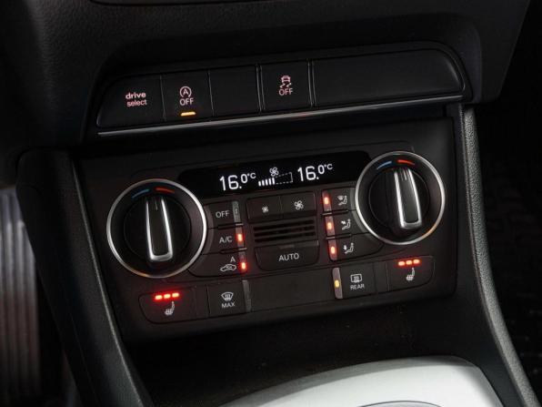 Audi Q3 I (8U) Рестайлинг с пробегом 2016 года, цена 2 059 000 рублей, 115165 км, внедорожник, Автокод Объявления