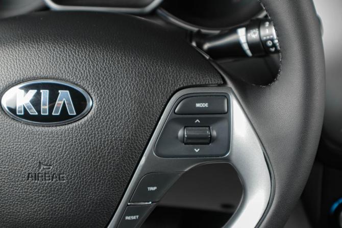 Kia Rio III Рестайлинг с пробегом 2016 года, цена 1 169 000 рублей, 143501 км, седан, Автокод Объявления