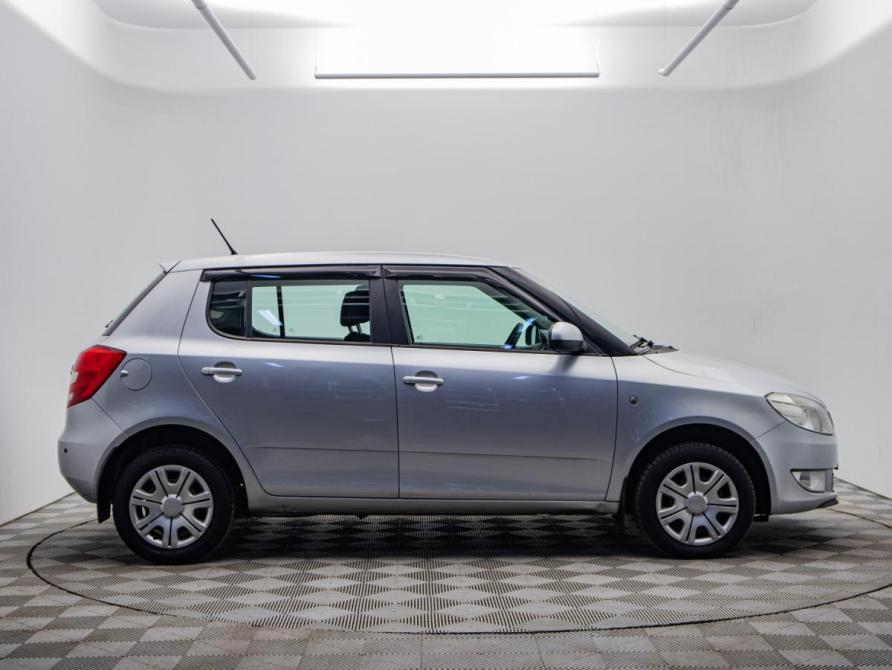 Skoda Fabia II Рестайлинг Москва  - изображение 4