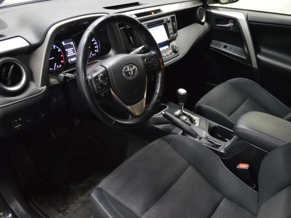 Toyota RAV4 IV (XA40) Рестайлинг с пробегом 2016 года, цена 2 123 000 рублей, 186991 км, внедорожник, Автокод Объявления