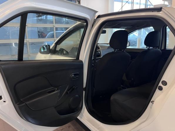 Renault Logan II Рестайлинг с пробегом 2020 года, цена 730 000 рублей, 299022 км, седан, Автокод Объявления