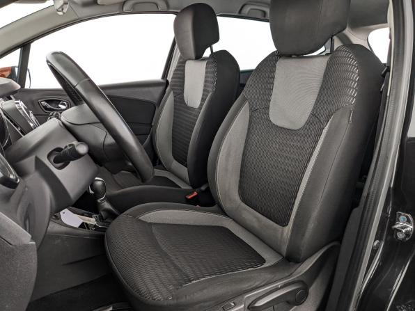 Renault Kaptur I с пробегом 2017 года, цена 1 290 000 рублей, 137553 км, внедорожник, Автокод Объявления