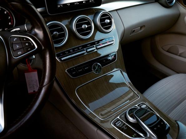 Mercedes-Benz C-Класс IV (W205) с пробегом 2015 года, цена 1 899 000 рублей, 216830 км, седан, Автокод Объявления