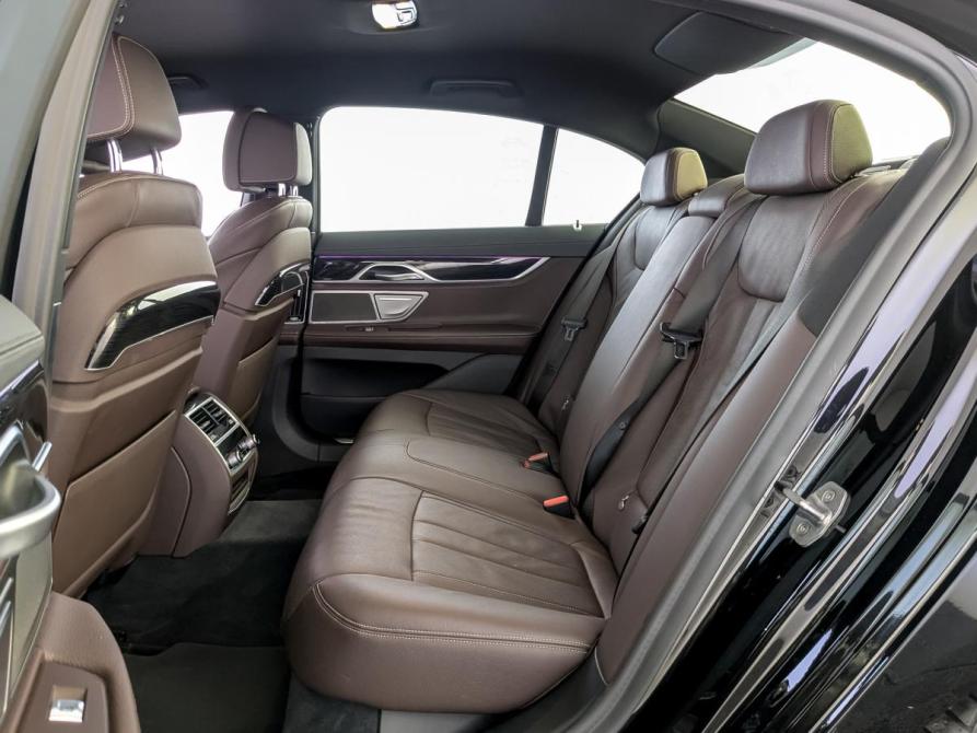 BMW 7 серии VI (G11/G12) Рестайлинг Санкт-Петербург  - изображение 12
