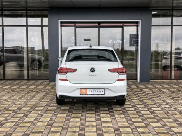 Volkswagen Polo VI с пробегом 2021 года, цена 1 100 000 рублей, 245909 км, лифтбек, Автокод Объявления