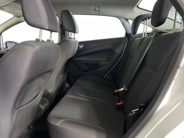 Ford Fiesta Mk6 Рестайлинг с пробегом 2016 года, цена 735 000 рублей, 152200 км, седан, Автокод Объявления