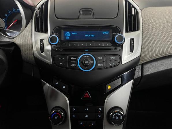 Chevrolet Cruze I Рестайлинг с пробегом 2015 года, цена 855 000 рублей, 73500 км, хэтчбек, Автокод Объявления