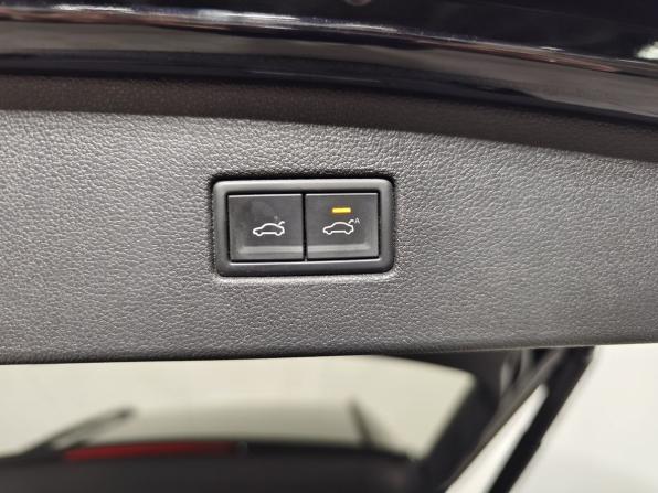 Volkswagen Tiguan II с пробегом 2020 года, цена 2 349 000 рублей, 98182 км, внедорожник, Автокод Объявления
