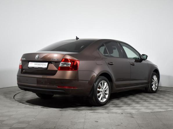 Skoda Octavia III (A7) Рестайлинг с пробегом 2017 года, цена 968 790 рублей, 320774 км, лифтбек, Автокод Объявления