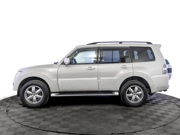 Mitsubishi Pajero IV Рестайлинг 2 с пробегом 2017 года, цена 3 125 000 рублей, 106953 км, внедорожник, Автокод Объявления