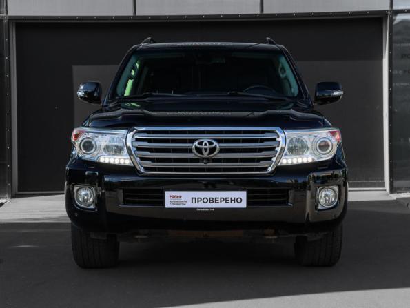 Toyota Land Cruiser 200 Series Рестайлинг 1 с пробегом 2012 года, цена 2 700 000 рублей, 332223 км, внедорожник, Автокод Объявления