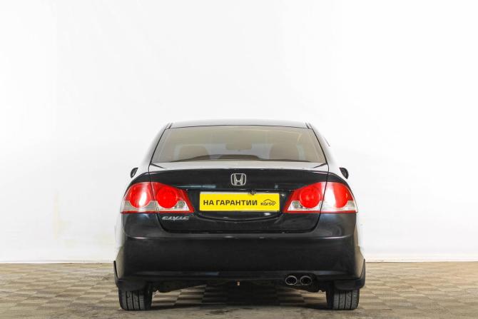 Honda Civic VIII с пробегом 2006 года, цена 699 000 рублей, 351000 км, седан, Автокод Объявления