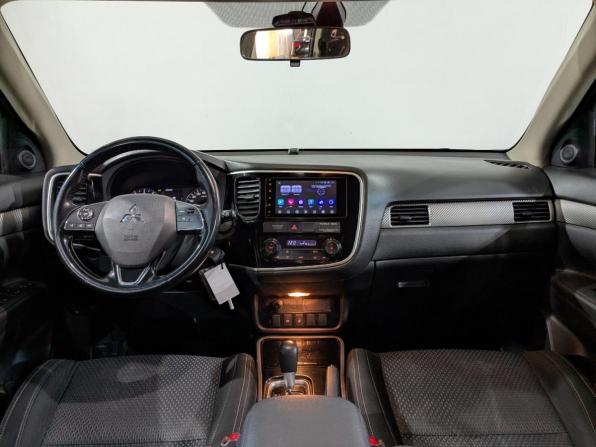 Mitsubishi Outlander III Рестайлинг 2 с пробегом 2017 года, цена 1 870 000 рублей, 120435 км, внедорожник, Автокод Объявления