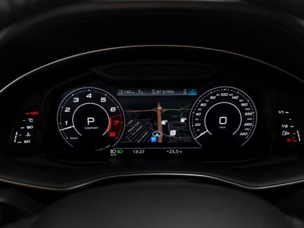 Audi Q8 I (4M) с пробегом 2018 года, цена 6 800 000 рублей, 124703 км, внедорожник, Автокод Объявления
