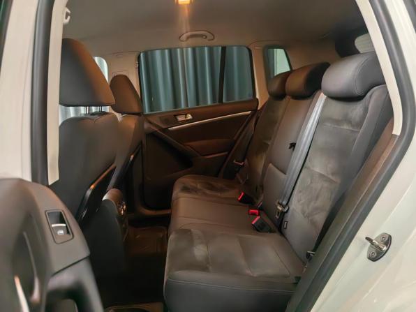 Volkswagen Tiguan I Рестайлинг с пробегом 2013 года, цена 1 377 000 рублей, 179565 км, внедорожник, Автокод Объявления