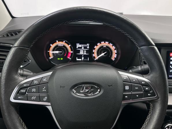 Lada (ВАЗ) Vesta I Рестайлинг (NG) с пробегом 2023 года, цена 1 250 000 рублей, 27230 км, седан, Автокод Объявления