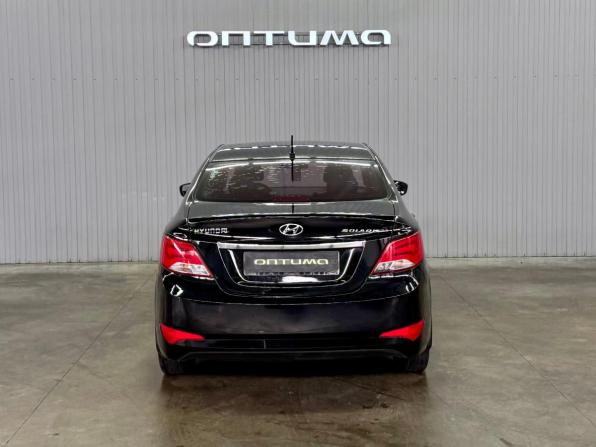 Hyundai Solaris I Рестайлинг с пробегом 2015 года, цена 1 097 000 рублей, 76840 км, седан, Автокод Объявления