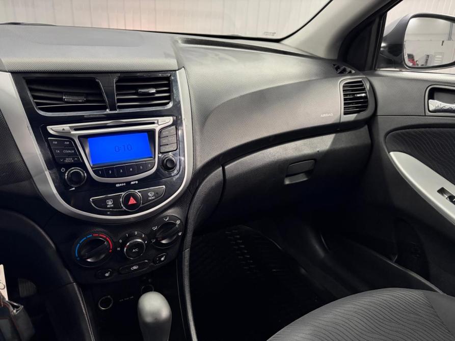 Hyundai Solaris I Краснодар  - изображение 11