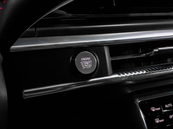 Kia K5 III с пробегом 2021 года, цена 2 985 000 рублей, 99500 км, седан, Автокод Объявления