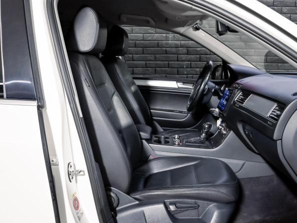 Volkswagen Touareg II с пробегом 2011 года, цена 2 070 000 рублей, 104385 км, внедорожник, Автокод Объявления